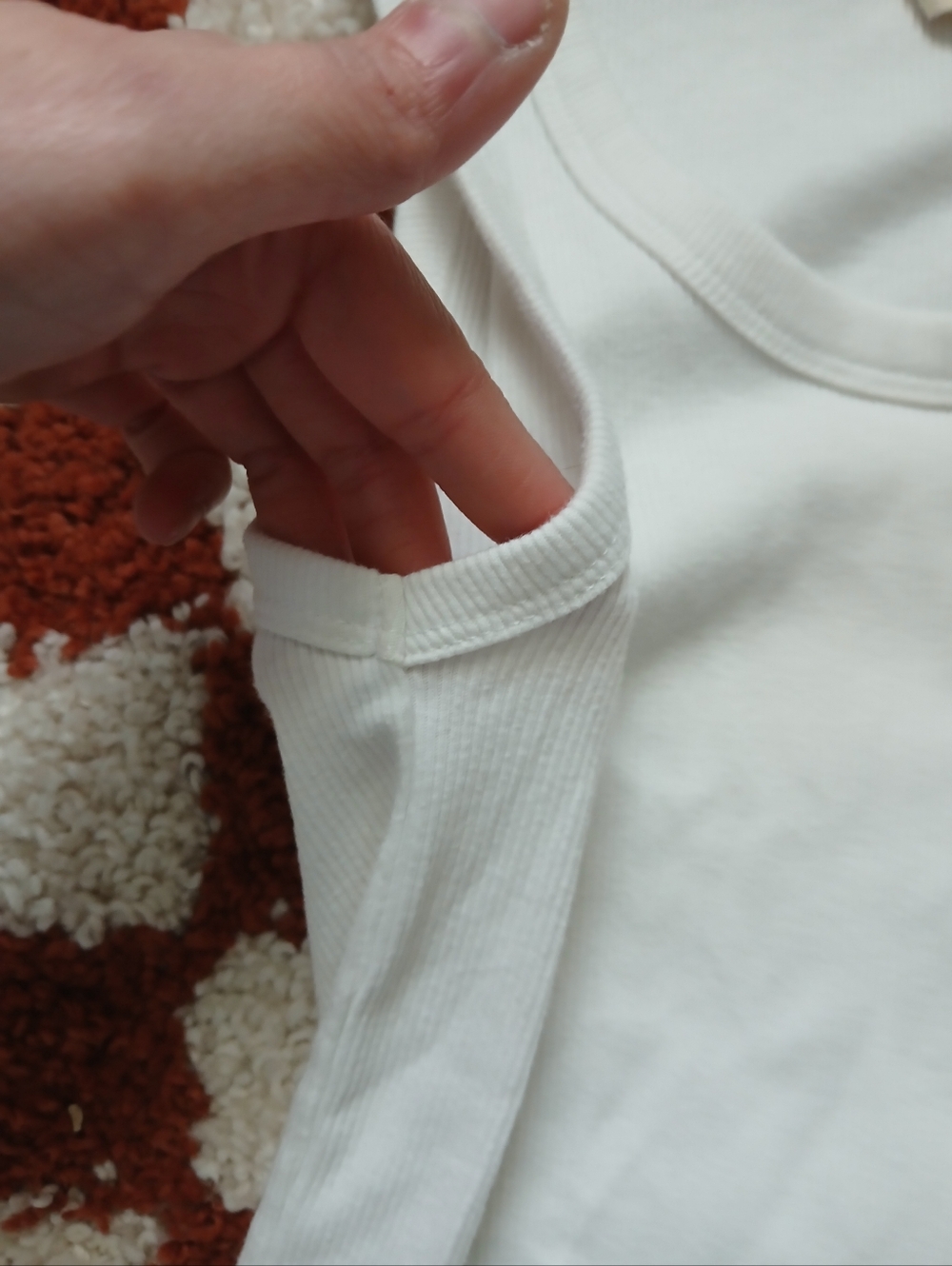 White Ribbed Universal Thread Tank Top - Picture 4 of 4
